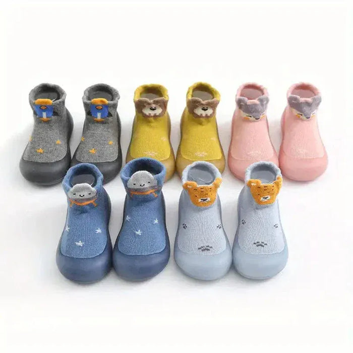 Kroppsbutiken Innetøfler Slip-on barnesko med tegneseriefigurer